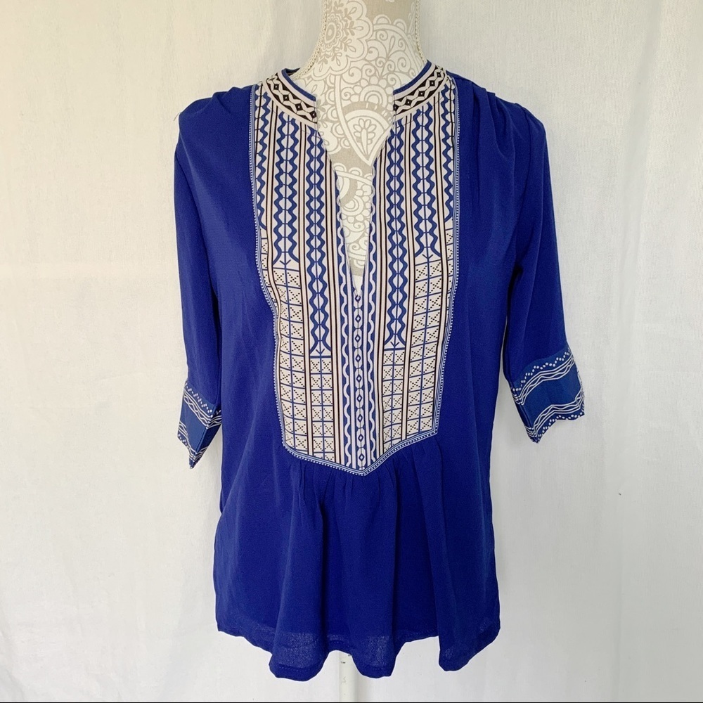 blue, White Print V Neck Embellished Bib Top Small wk2